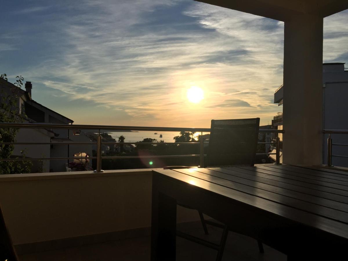 Apartments Riljic Hvar Town Bagian luar foto
